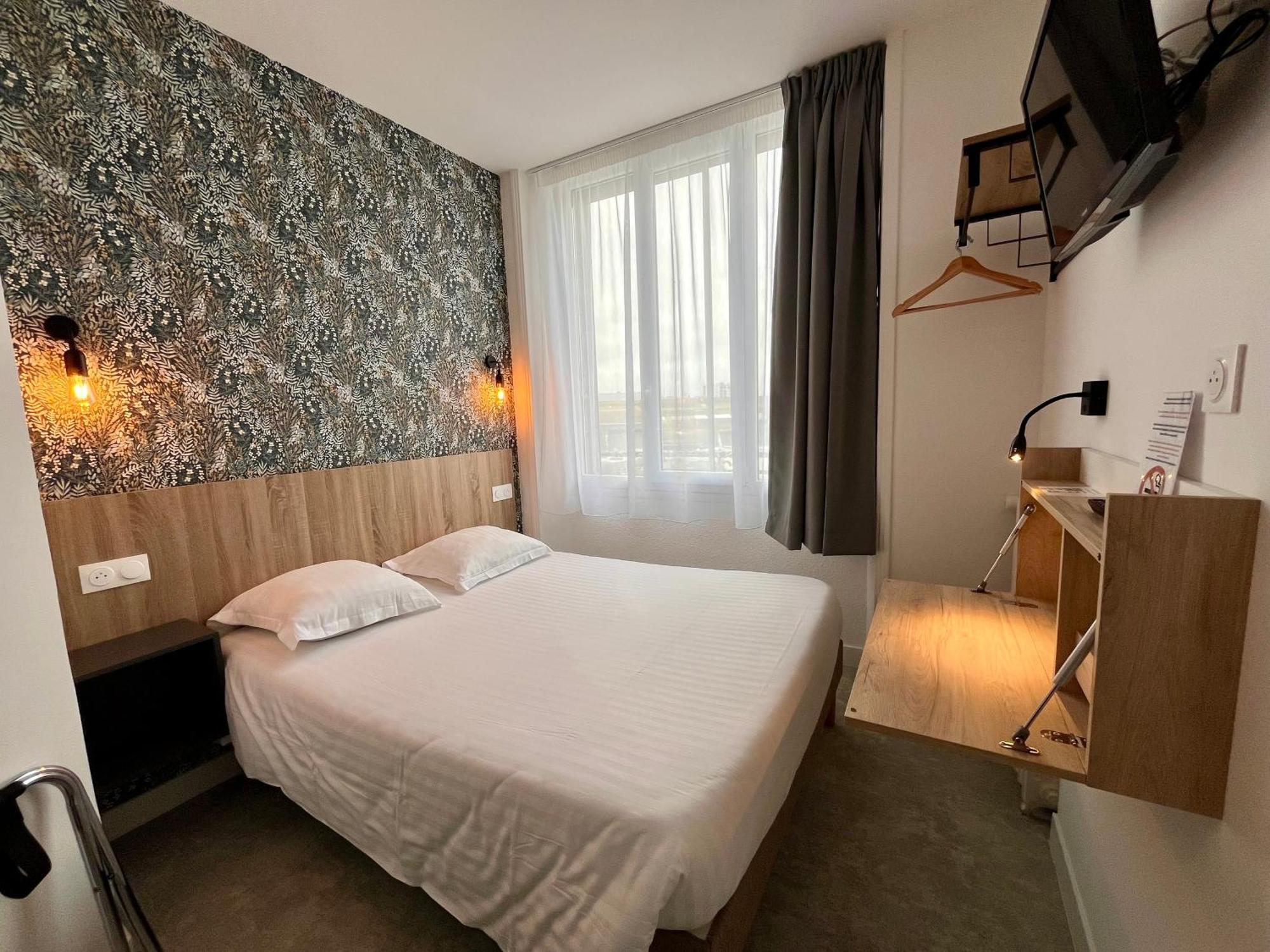 Hotel Le Keroman โลริอ็อง ภายนอก รูปภาพ