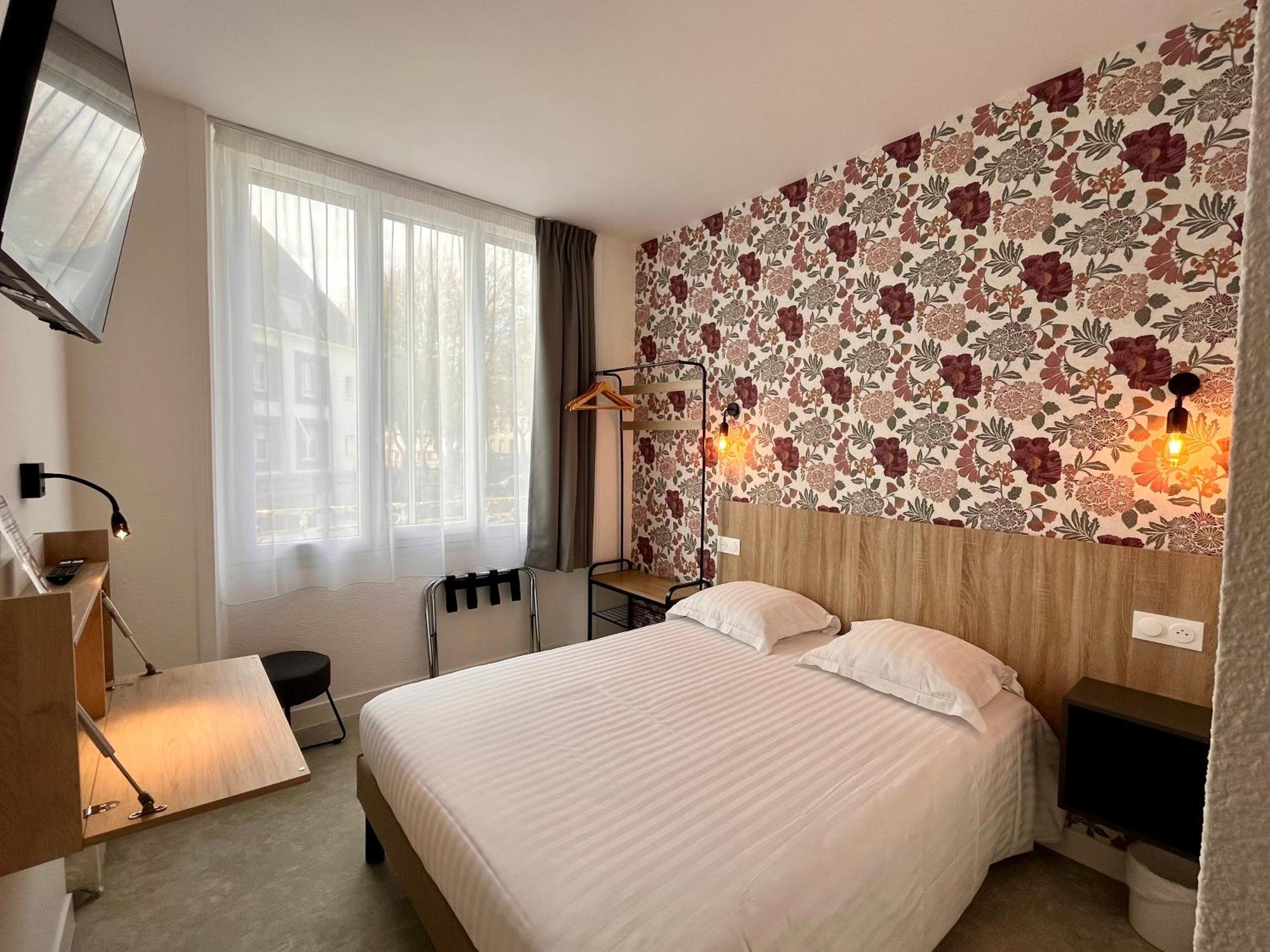 Hotel Le Keroman โลริอ็อง ภายนอก รูปภาพ