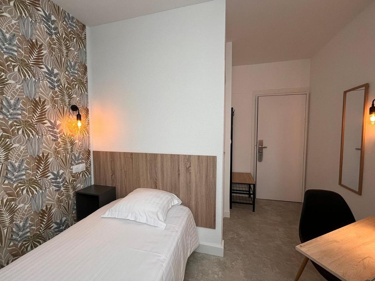 Hotel Le Keroman โลริอ็อง ภายนอก รูปภาพ