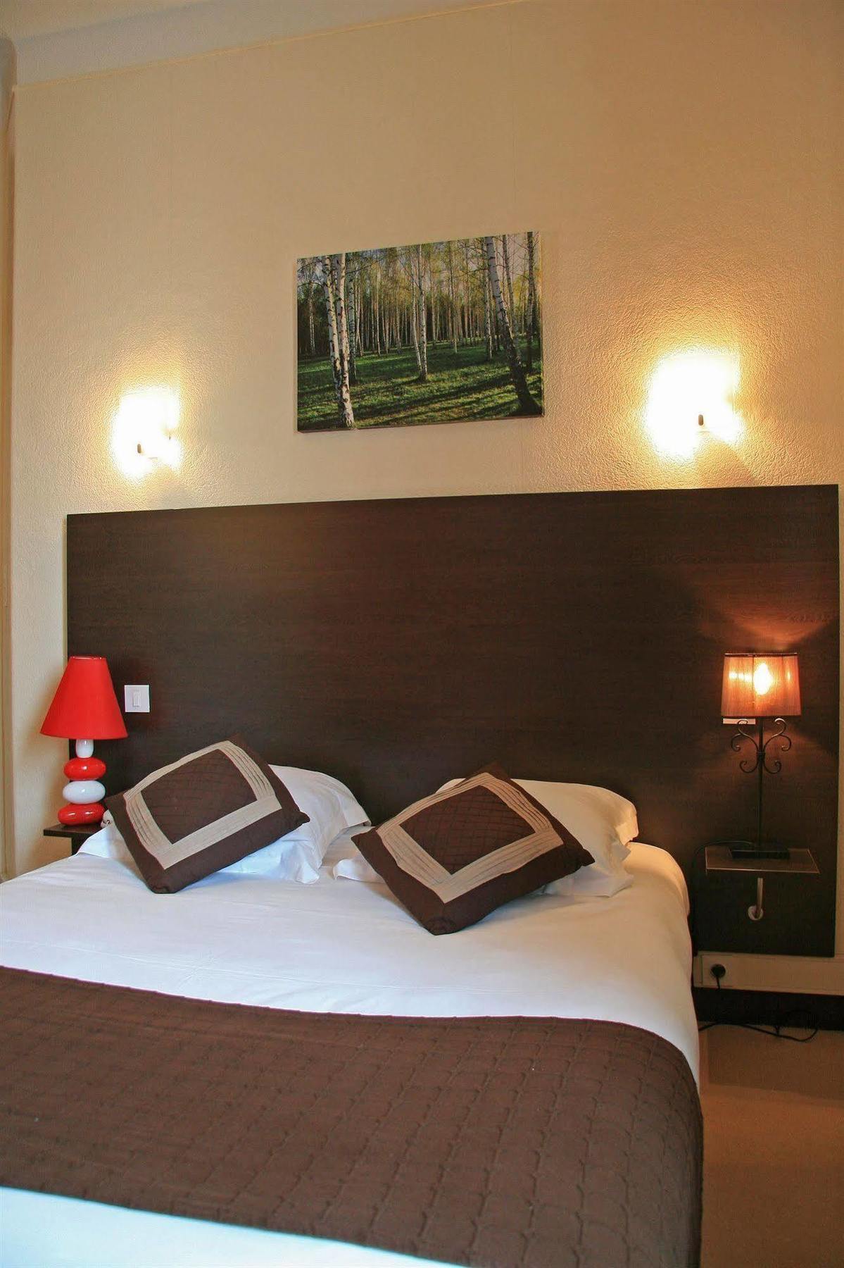 Hotel Le Keroman โลริอ็อง ภายนอก รูปภาพ